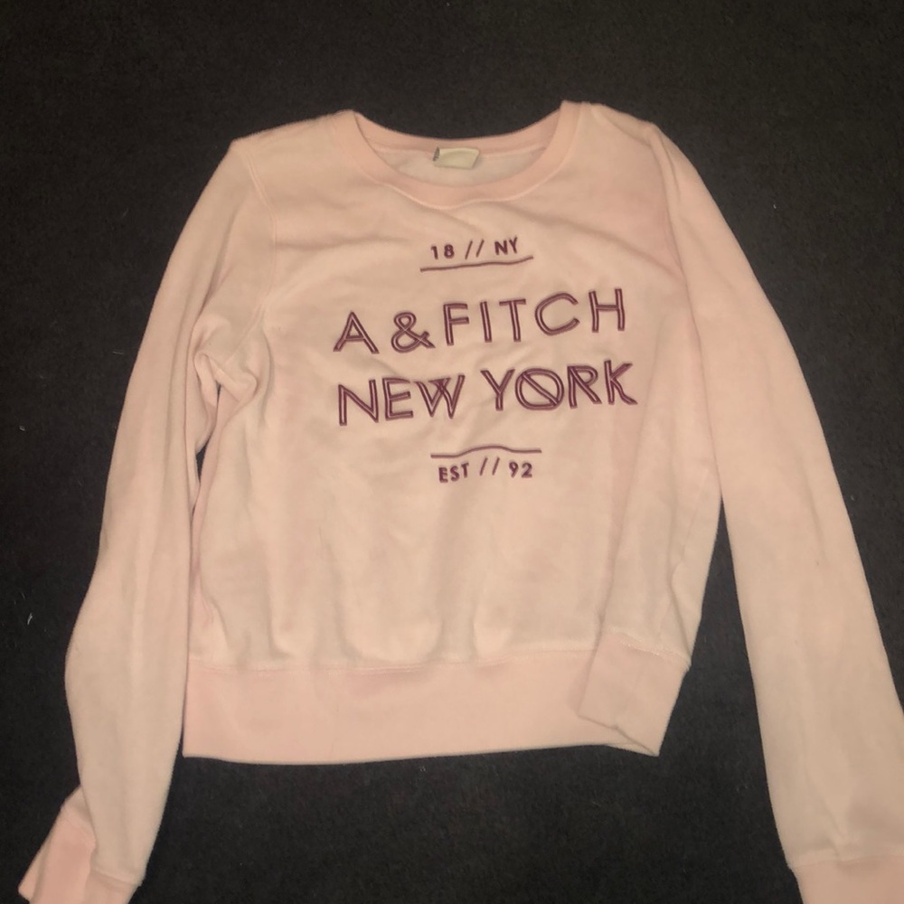 Abercrombie & Fitch Crew Neck
